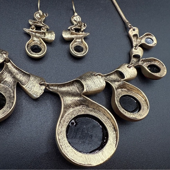 Brutalist Brushed Gold and Marbled Orange Jewelry Set of Earrings and Necklace - Picture 9 of 17